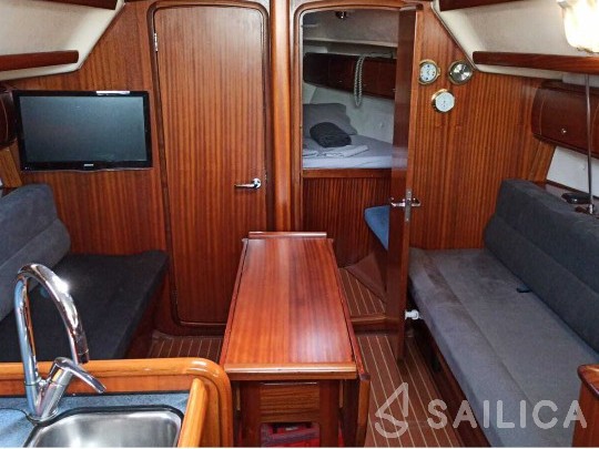 Bavaria 36 - Yacht Charter Sailica