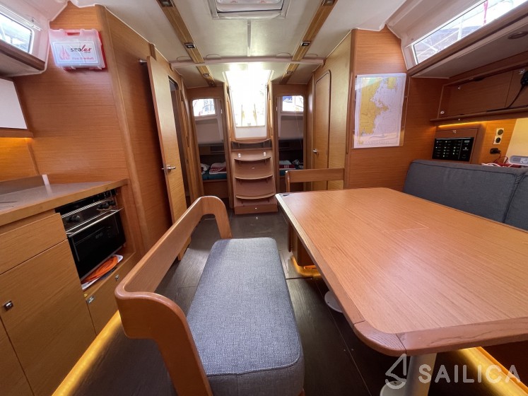 Dufour 430 - Yacht Charter Sailica