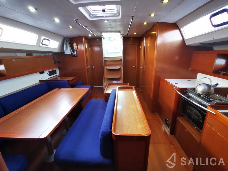 Oceanis 50 Family - Yacht Charter Sailica
