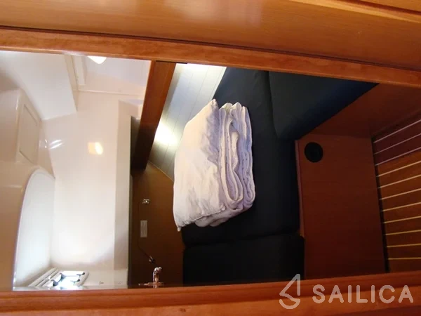 Bavaria 36 Cruiser - Yacht Charter Sailica