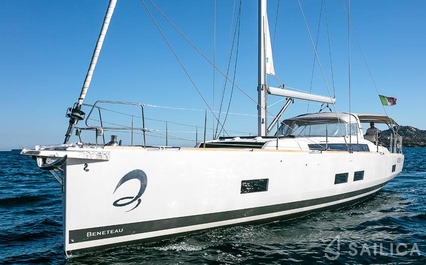 Oceanis 55 - Yacht Charter Sailica