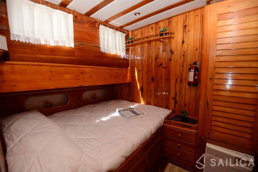 Gulet - Yacht Charter Sailica