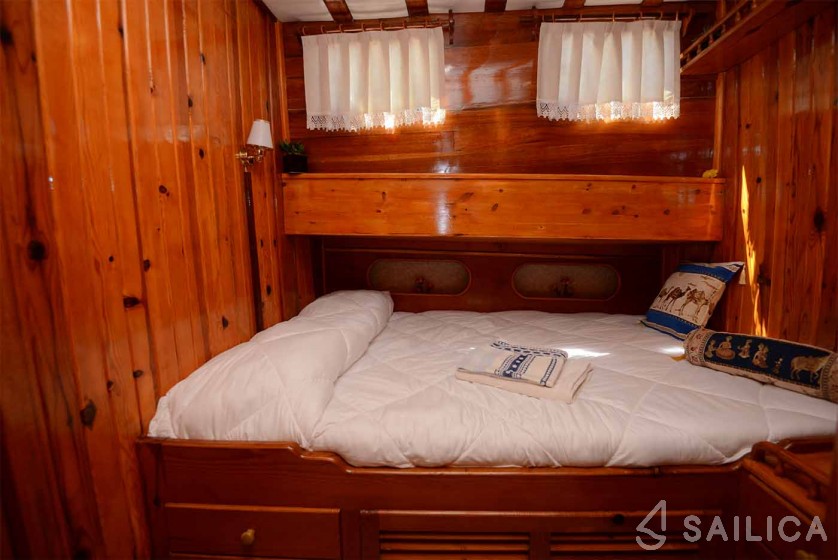 Gulet - Yacht Charter Sailica