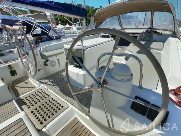Jeanneau 53 - Yacht Charter Sailica