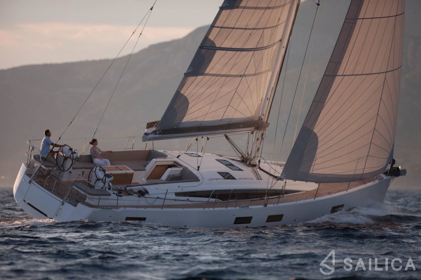 Jeanneau 54 - Yacht Charter Sailica