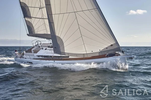 Sun Odyssey 319 - Yacht Charter Sailica
