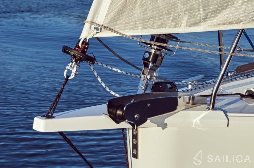Sun Odyssey 319 - Yacht Charter Sailica
