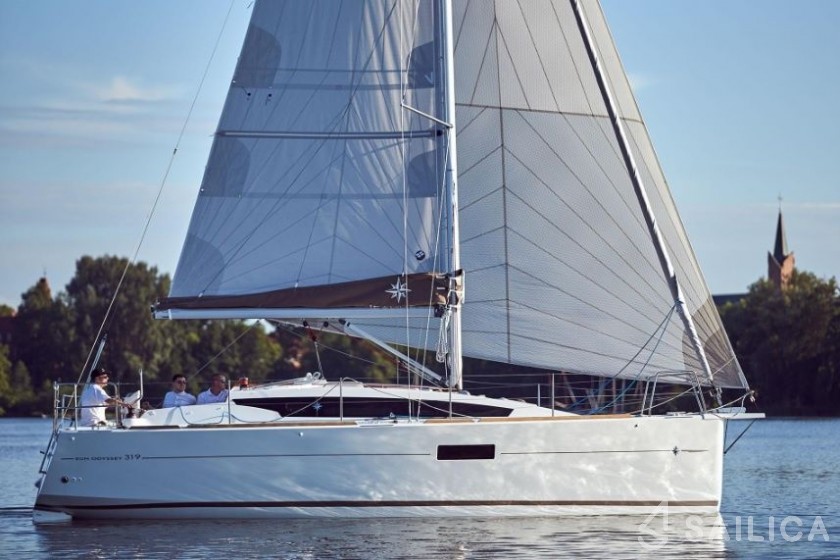 Sun Odyssey 319 - Yacht Charter Sailica
