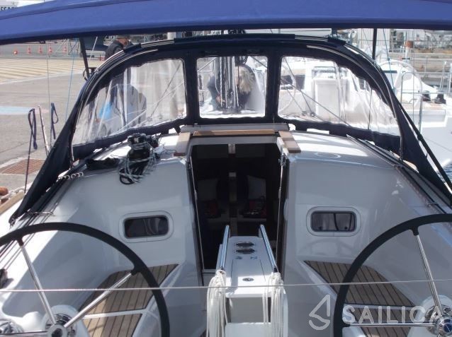 Sun Odyssey 349 - Yacht Charter Sailica