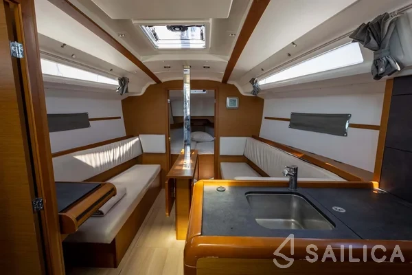 Sun Odyssey 349 - Yacht Charter Sailica