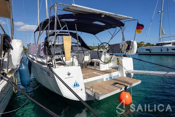 Sun Odyssey 349 - Yacht Charter Sailica