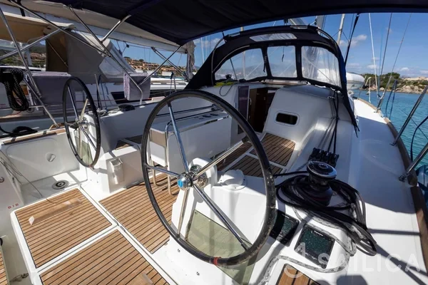 Sun Odyssey 349 - Yacht Charter Sailica