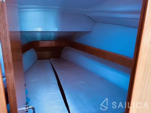 Sun Odyssey 36i - Yacht Charter Sailica