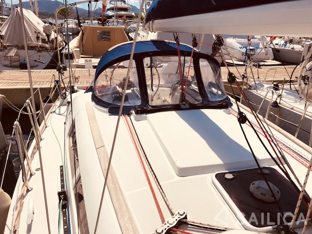 Sun Odyssey 36i - Yacht Charter Sailica
