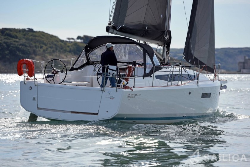 Sun Odyssey 380 - Yacht Charter Sailica