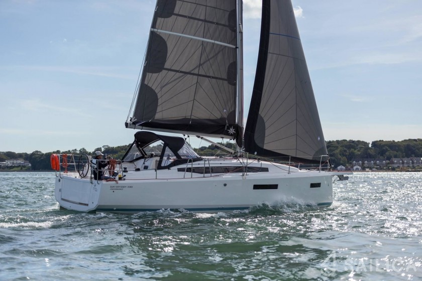 Sun Odyssey 380 - Yacht Charter Sailica