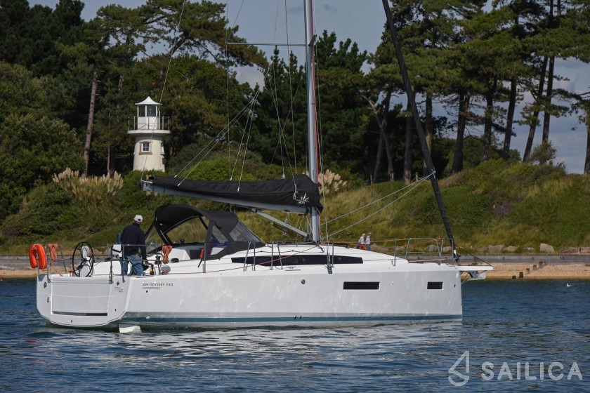 Sun Odyssey 380 - Yacht Charter Sailica