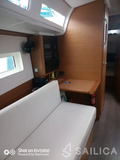 Sun Odyssey 380 - Yacht Charter Sailica