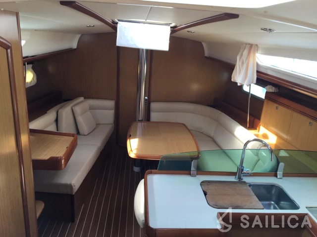 Sun Odyssey 39i - Yacht Charter Sailica