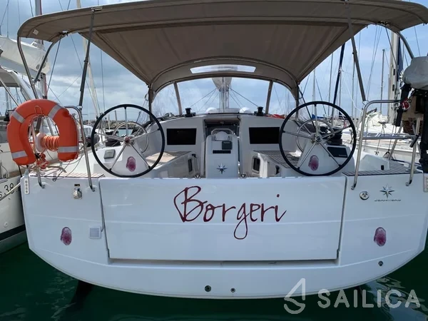Sun Odyssey 410 - Yacht Charter Sailica