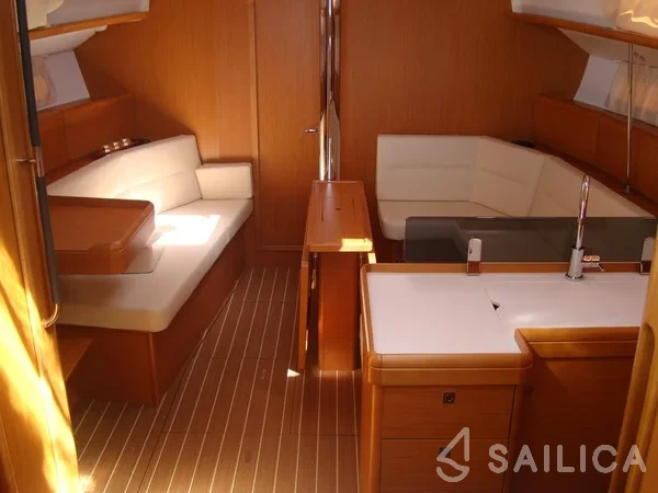 Sun Odyssey 42 - Yacht Charter Sailica