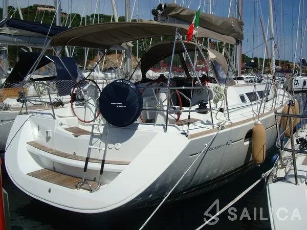 Sun Odyssey 42 - Yacht Charter Sailica