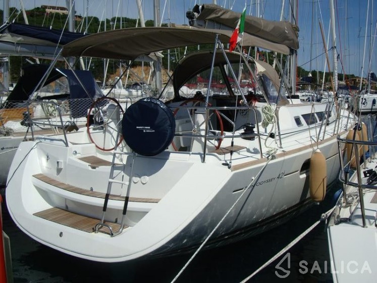 Sun Odyssey 42 - Yacht Charter Sailica