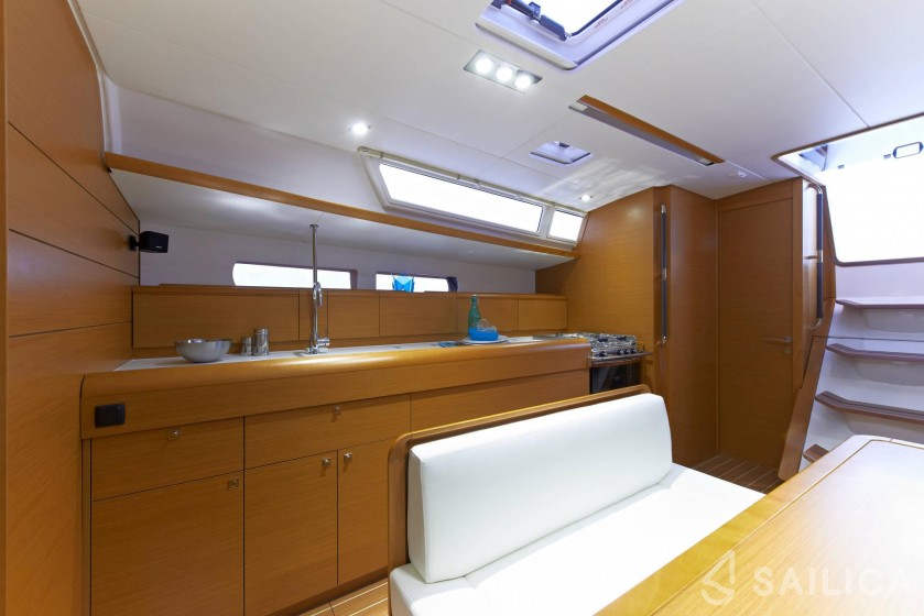 Sun Odyssey 479 - Yacht Charter Sailica