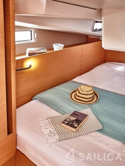 Sun Odyssey 440 - Yacht Charter Sailica
