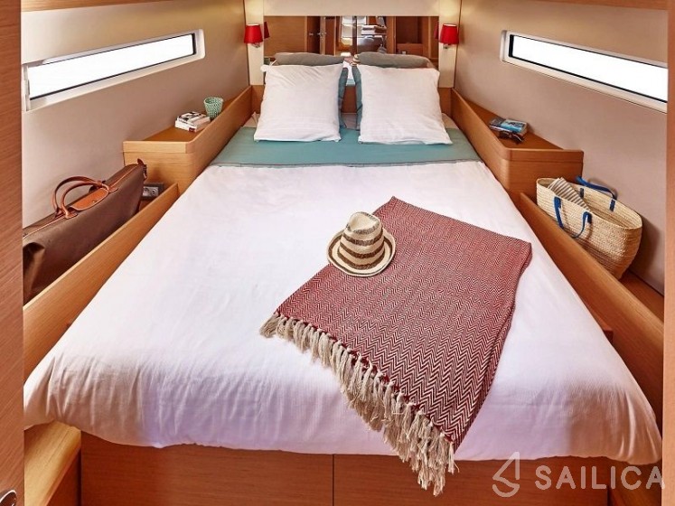 Sun Odyssey 440 - Yacht Charter Sailica