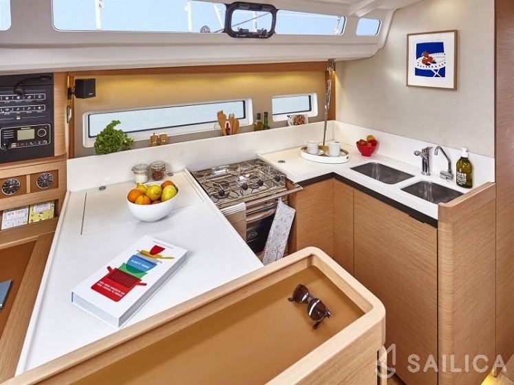 Sun Odyssey 440 - Yacht Charter Sailica