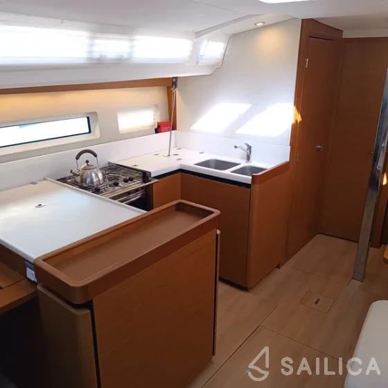 Sun Odyssey 440 - Yacht Charter Sailica