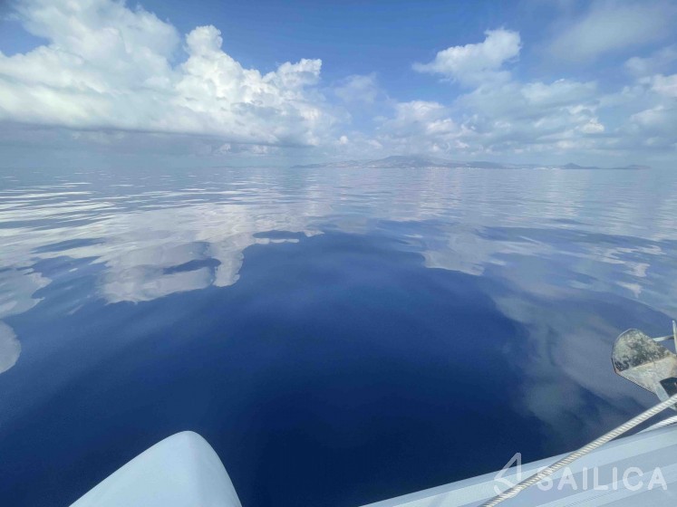 Lagoon 42 - Yacht Charter Sailica