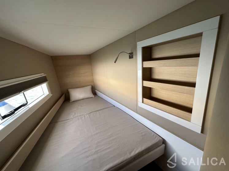 Aventura 37 - Yacht Charter Sailica