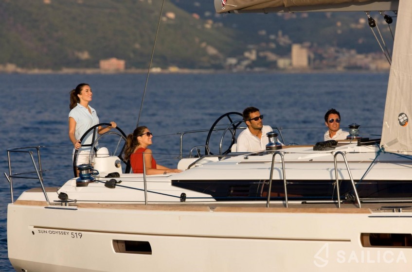 Sun Odyssey 519 - Yacht Charter Sailica