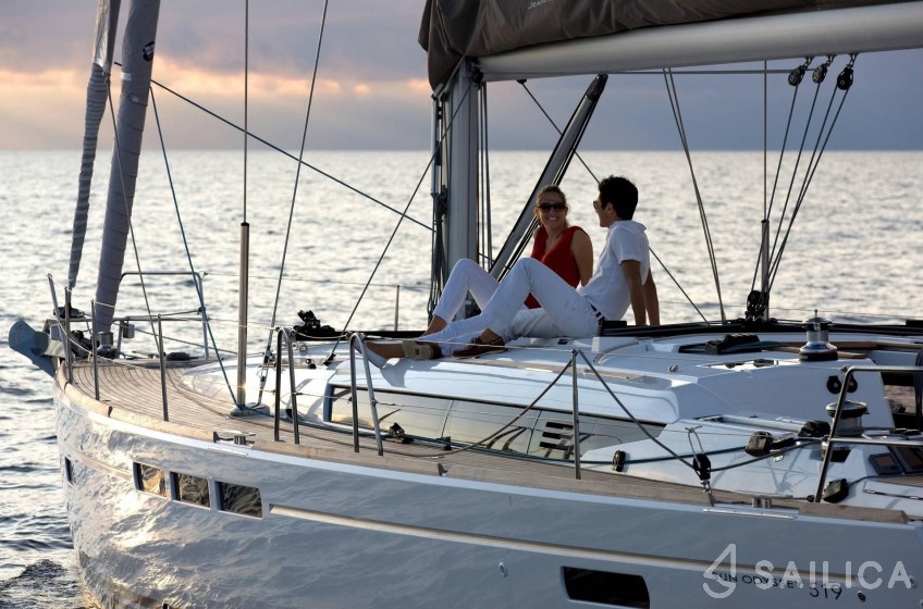 Sun Odyssey 519 - Yacht Charter Sailica