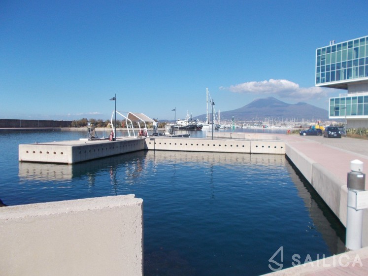 Sun Odyssey 519 - Yacht Charter Sailica