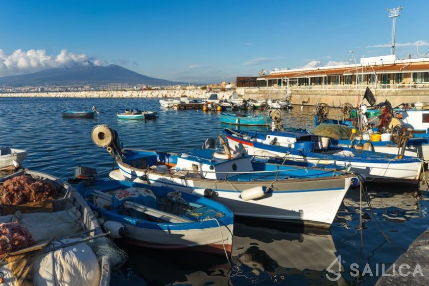 Sun Odyssey 519 - Yacht Charter Sailica