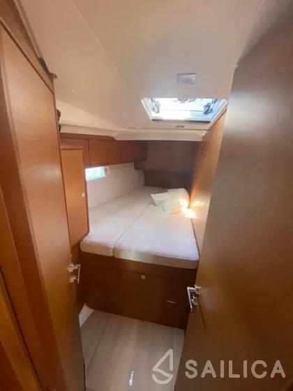 Sun Odyssey 519 - Yacht Charter Sailica