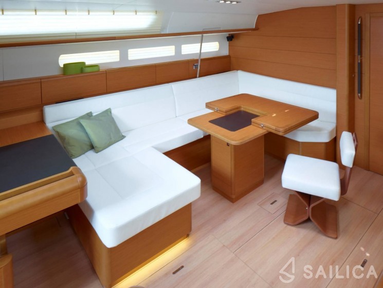 Sun Odyssey 519 - Yacht Charter Sailica