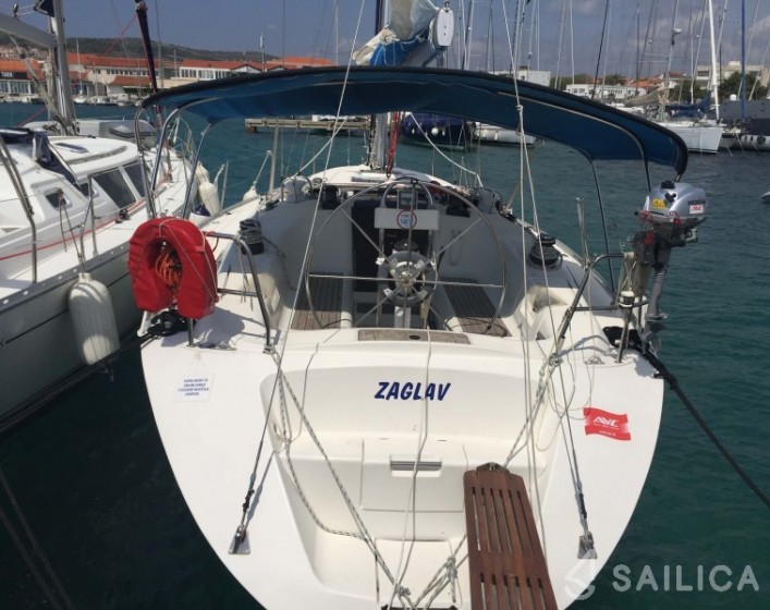 Elan 38 - Yacht Charter Sailica