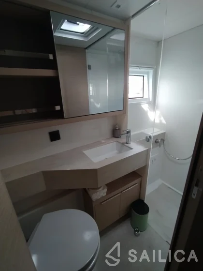 Lagoon 46  - Yacht Charter Sailica