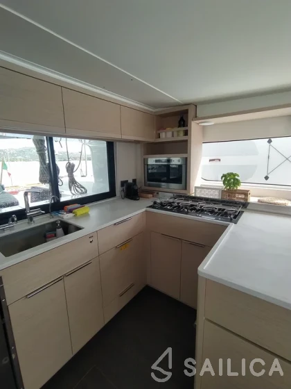 Lagoon 46  - Yacht Charter Sailica