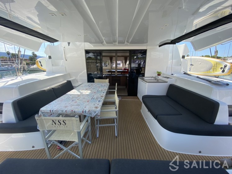 Lagoon 50 - Yacht Charter Sailica