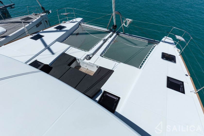 Lagoon 52F - Yacht Charter Sailica
