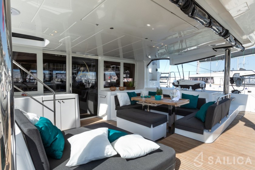 Lagoon 52F - Yacht Charter Sailica
