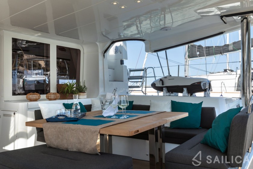 Lagoon 52F - Yacht Charter Sailica
