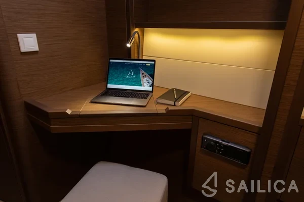 Lagoon 52F - Yacht Charter Sailica
