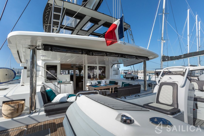 Lagoon 52F - Yacht Charter Sailica