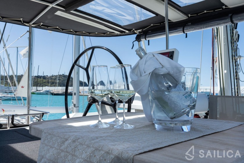 Lagoon 52F - Yacht Charter Sailica